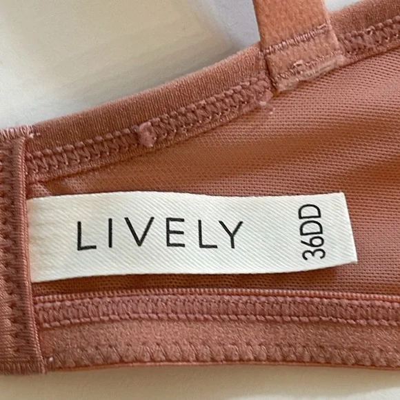 Lively Underwire Lace Bra Shell Pink Size 36DD NWT - Picture 15 of 17